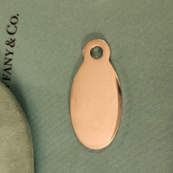 Tiffany & Co Return to Tiffany Necklace - Picture 2 of 4